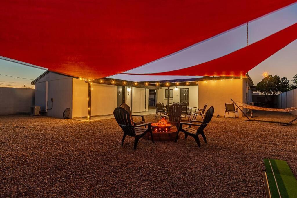 Phoenix Retreat - 2 Bedroom Home With King-Size Bed - 3 Smart Tvs - 10 Min From Airp - Unit A Kültér fotó